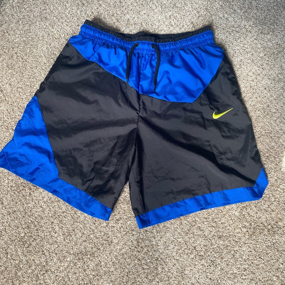 Nike Polyester Blue and Black Athletic Shorts Men’s M
